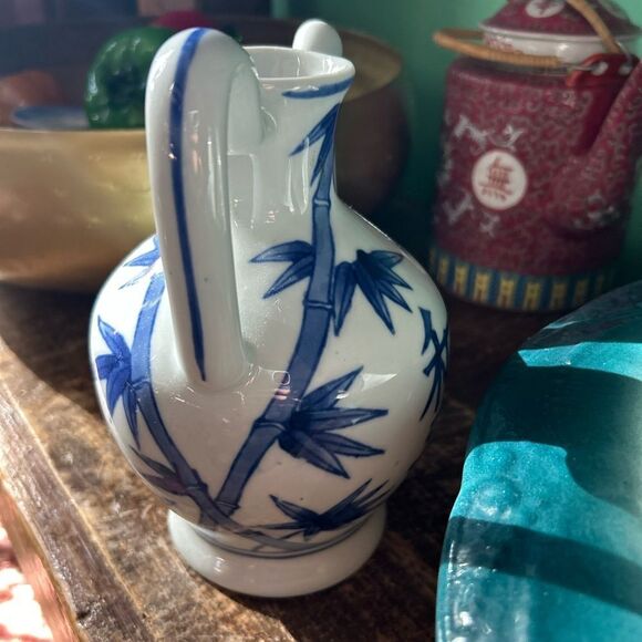 Vintage Chinese Hand Painted Porcelain Tea Pot/ Pitcher 5” - Picture 10 of 10